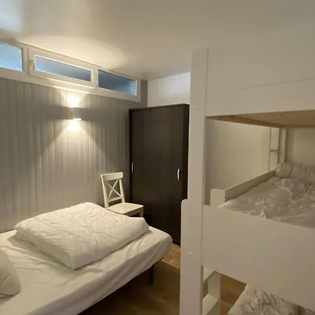 T2 Avec Balcon, Cuisine Equipee, Parking - Fr-1-593-28 Apartment *