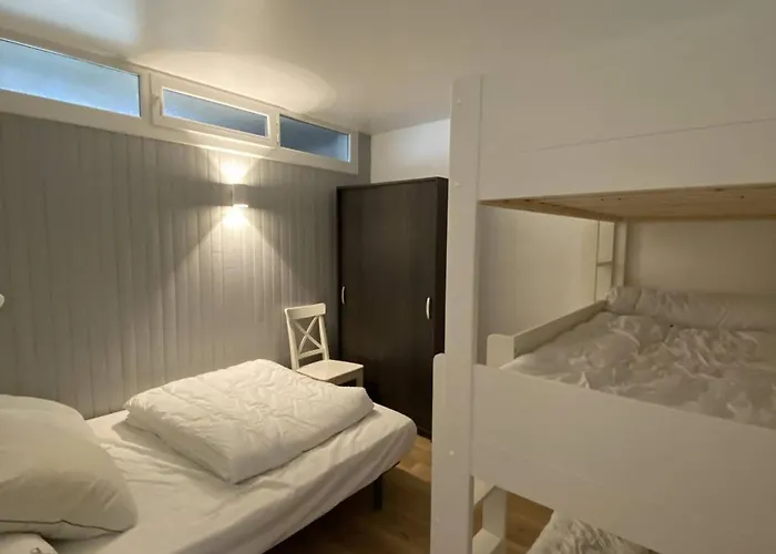 T2 Avec Balcon, Cuisine Equipee, Parking - Fr-1-593-28 Διαμέρισμα *